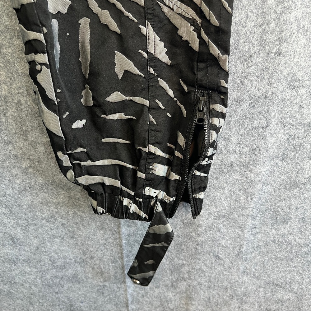 BLANC NOIR Animal Print Camo Cargo Jogger High Rise Black Silver Size Small - Picture 7 of 12